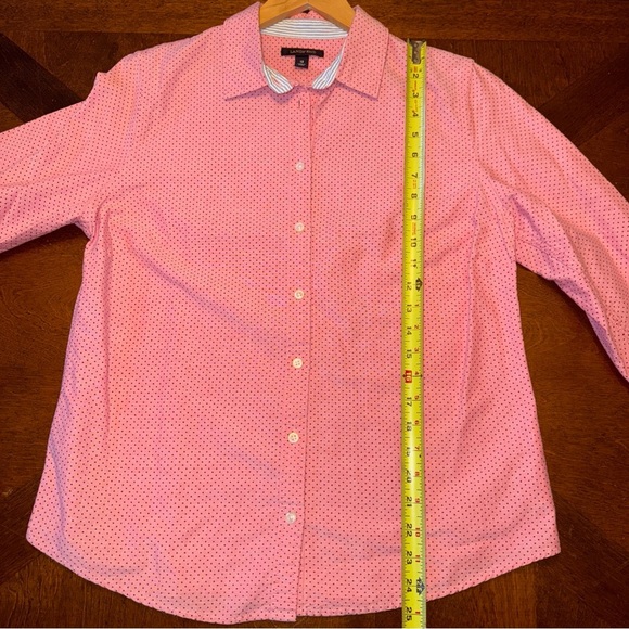 Lands End Women’s Long Sleeve Button Up Shirt Pink with Black Dots Petite 12P - Picture 6 of 7